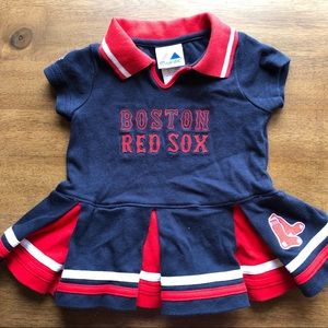 Size 12mo licensed BOSTON RED SOX cheering outfit